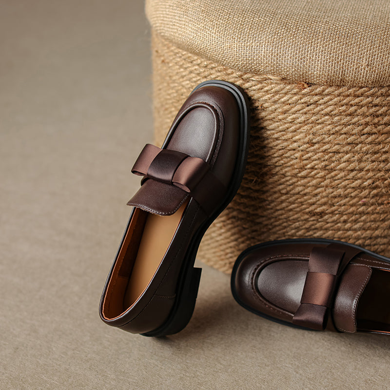 Women's Handmade Retro Bow British Style Low Heeled Loafers