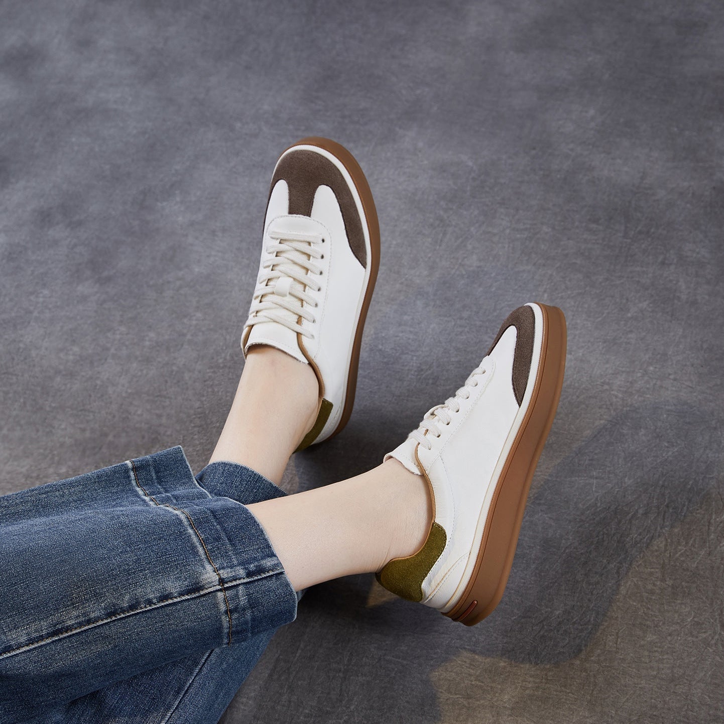 Womens Retro Cowhide Suede Patchwork Sneakers Vintage Round Toe Gum Sole Lace-up Flats