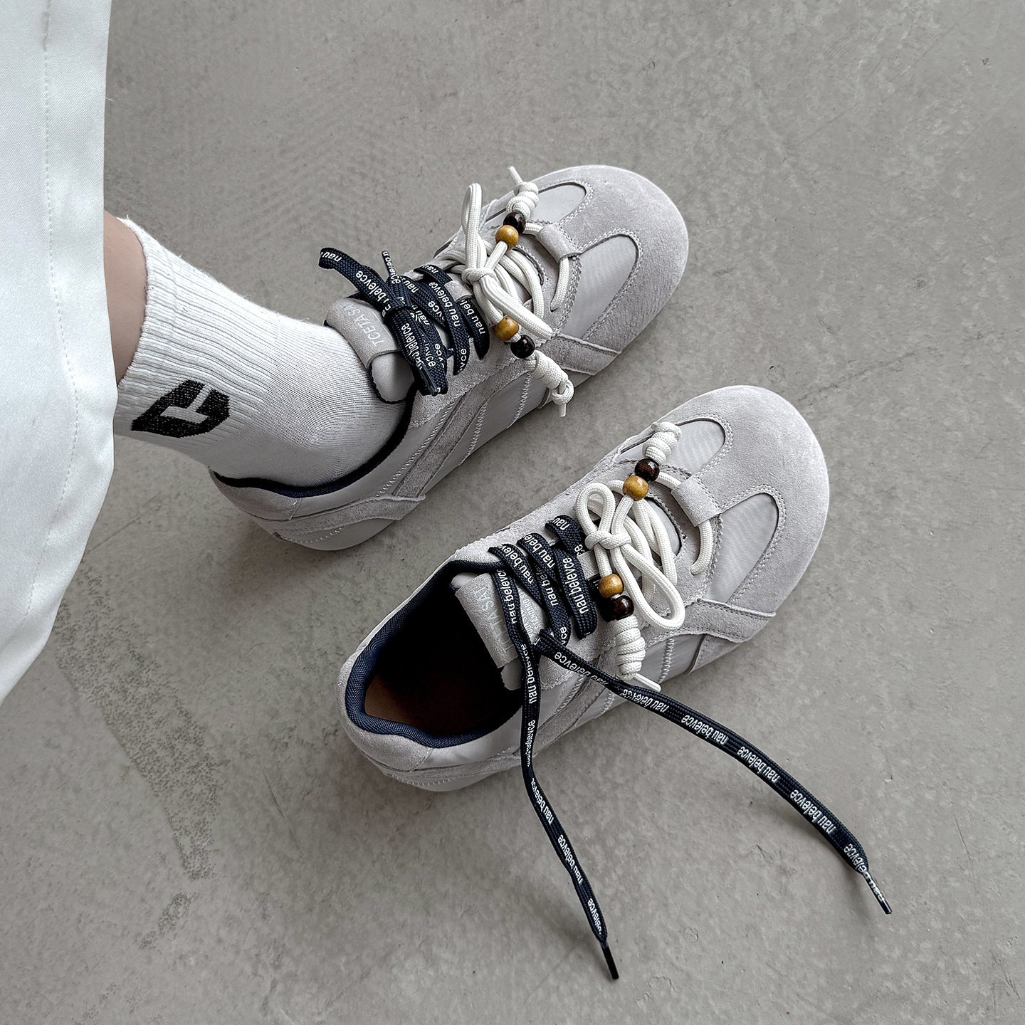 Trendy Women's Hidden Wedge Sneakers – Round-Toe Casual Shoes