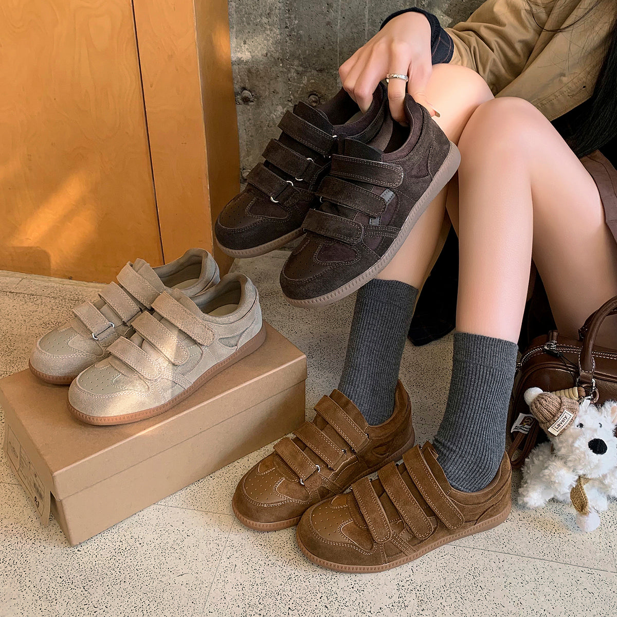 Women's Cow Suede Velcro Sneakers Casual Low Top Retro Platform Trainers