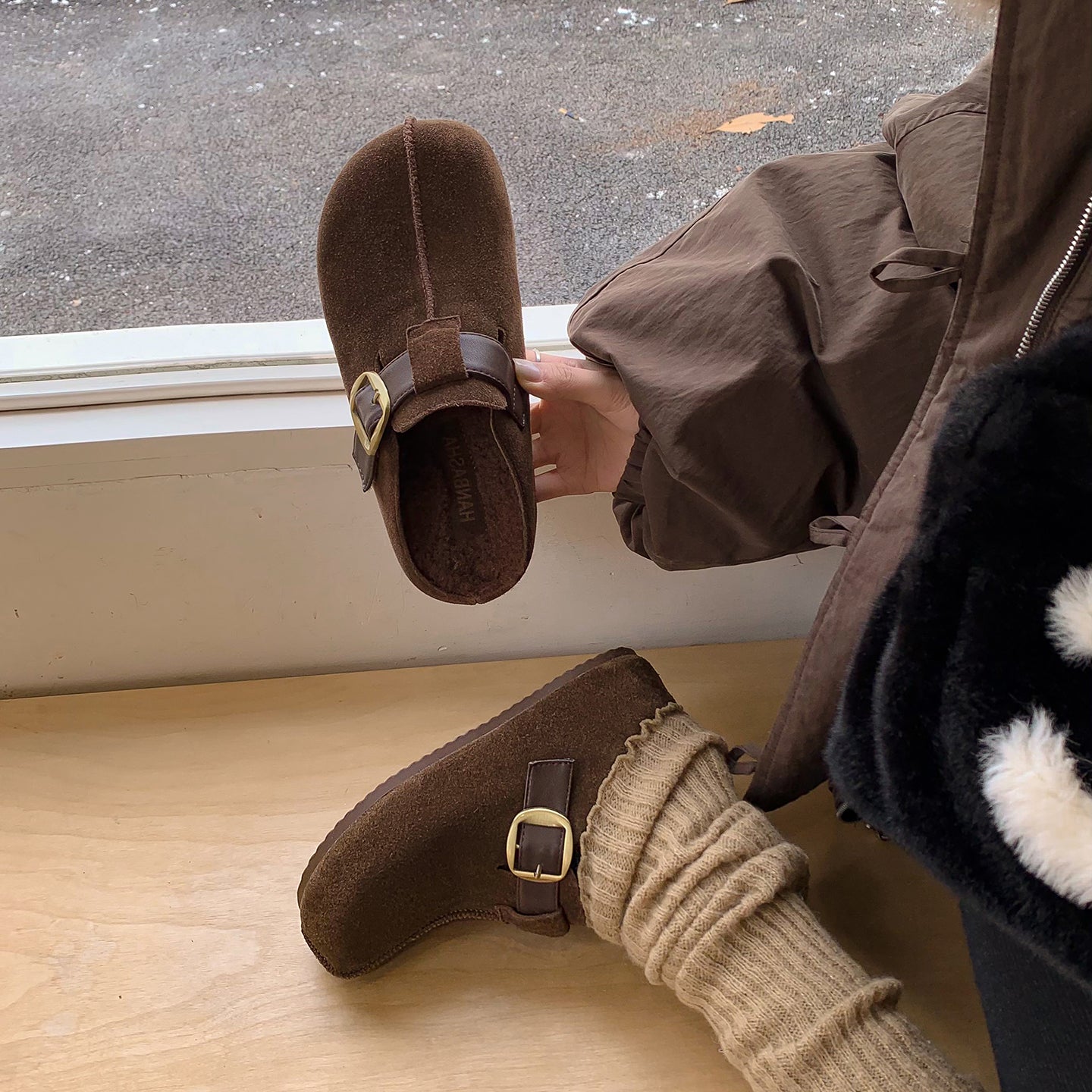 Warm Fur Lined Winter Mules for Women – Platform Slip-On with Buckle