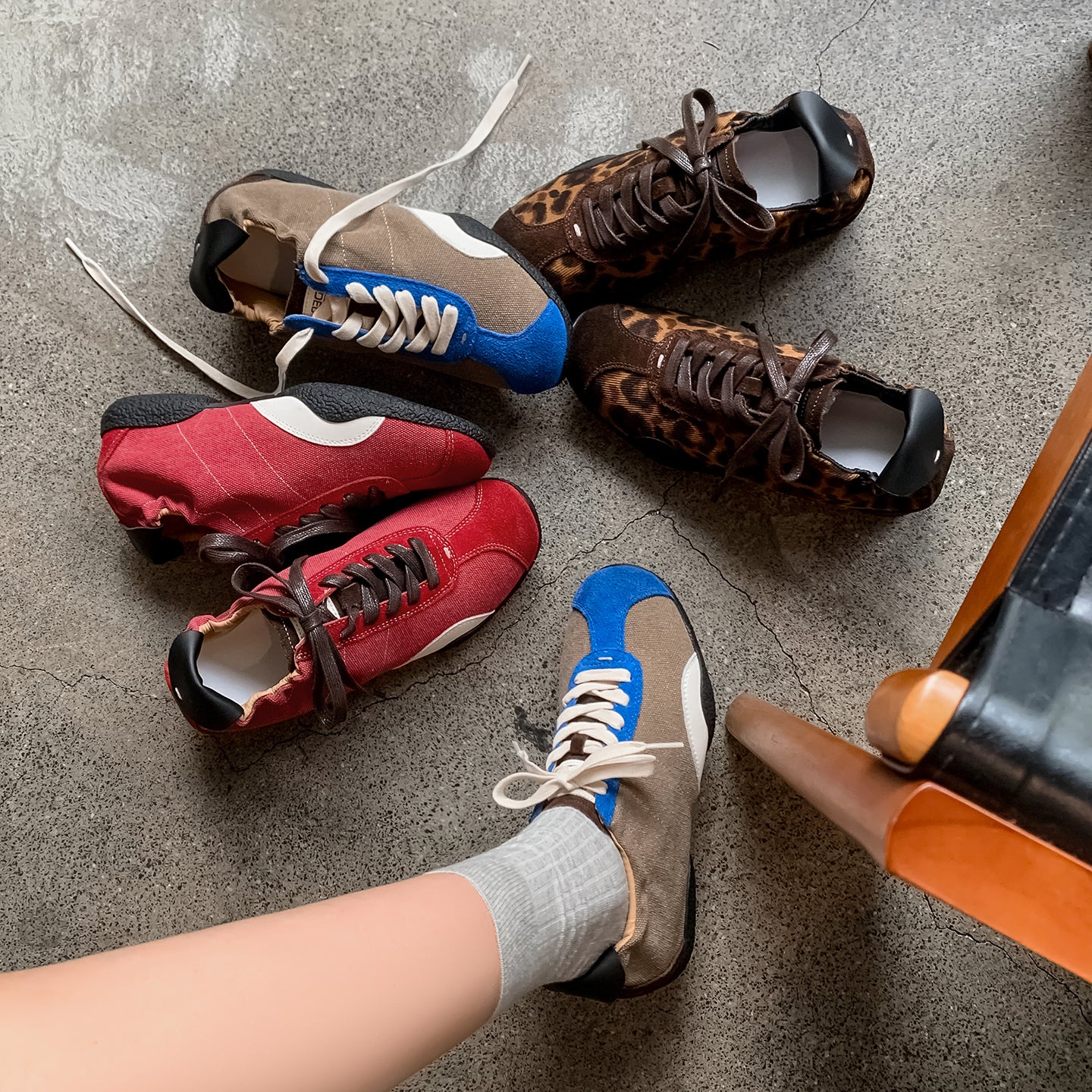 Women's Hidden Wedge Sneakers Lace Up Height Increasing Casual Shoes
