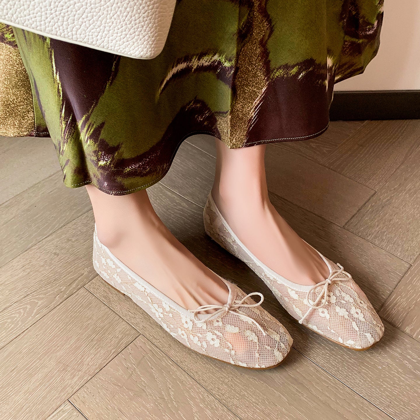 Women‘s French Style Lace Ballet Shoes - Elegant Summer Flats for Weddings and Daily Commute