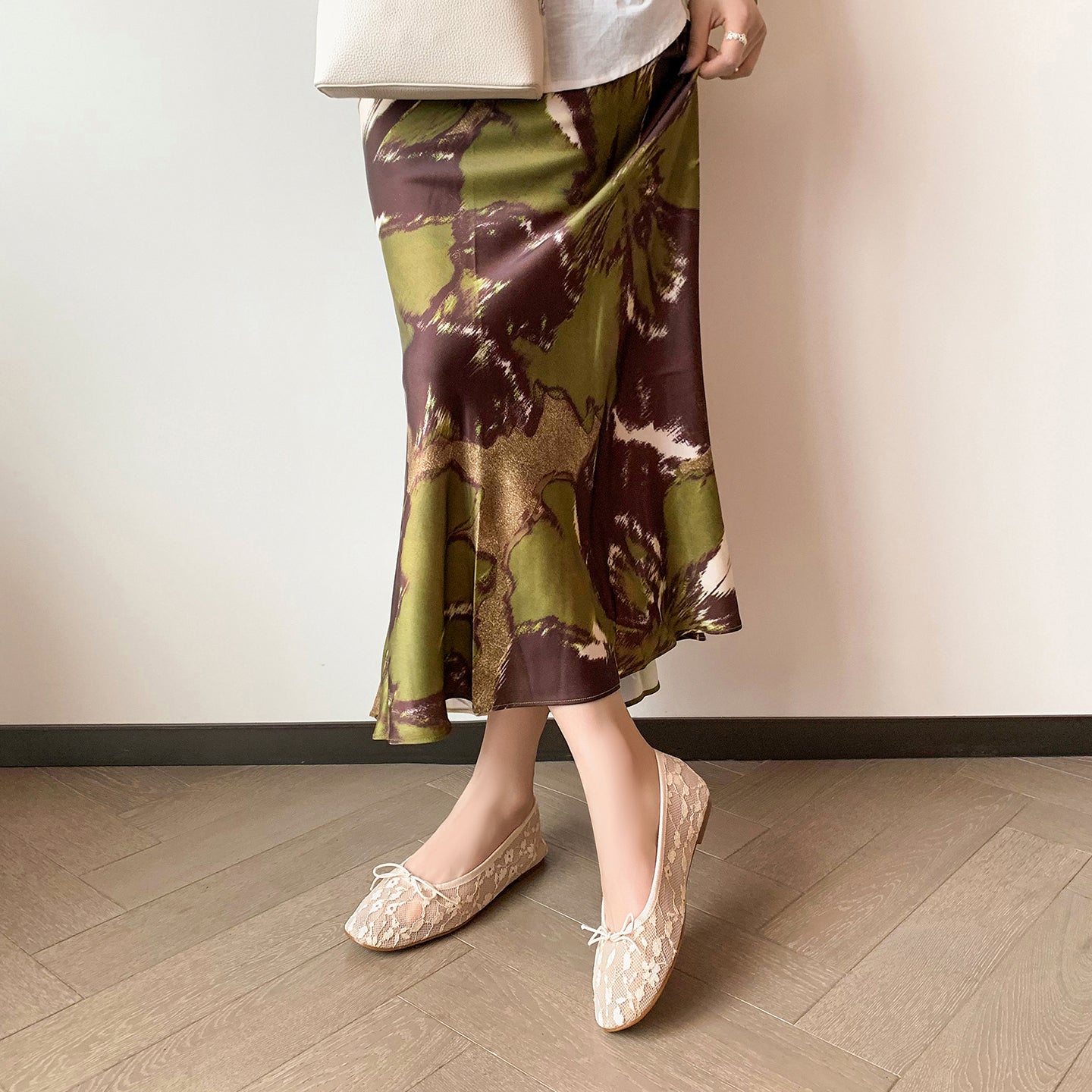 Women‘s French Style Lace Ballet Shoes - Elegant Summer Flats for Weddings and Daily Commute