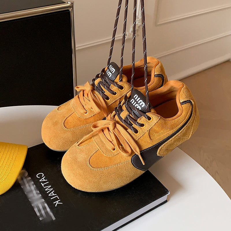 Women‘s Retro Cow Suede Sneakers Vintage Round Toe Double Lace-up Quilting Low Top Flats