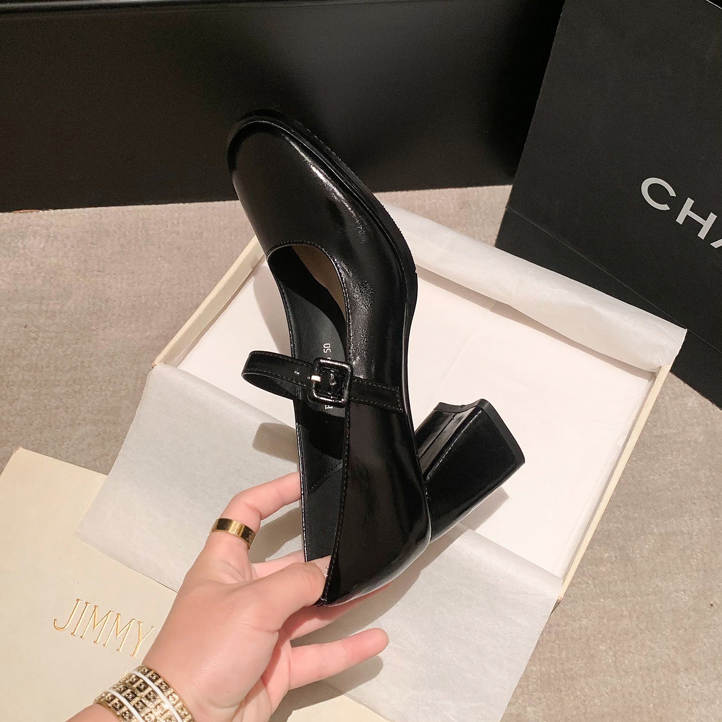French Vintage Block Heel Mary Janes - Elegant Round Toe Leather Pumps for Office & Daily Wear