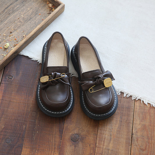 Women's Bow Metal Pin British Style Flat Loafers