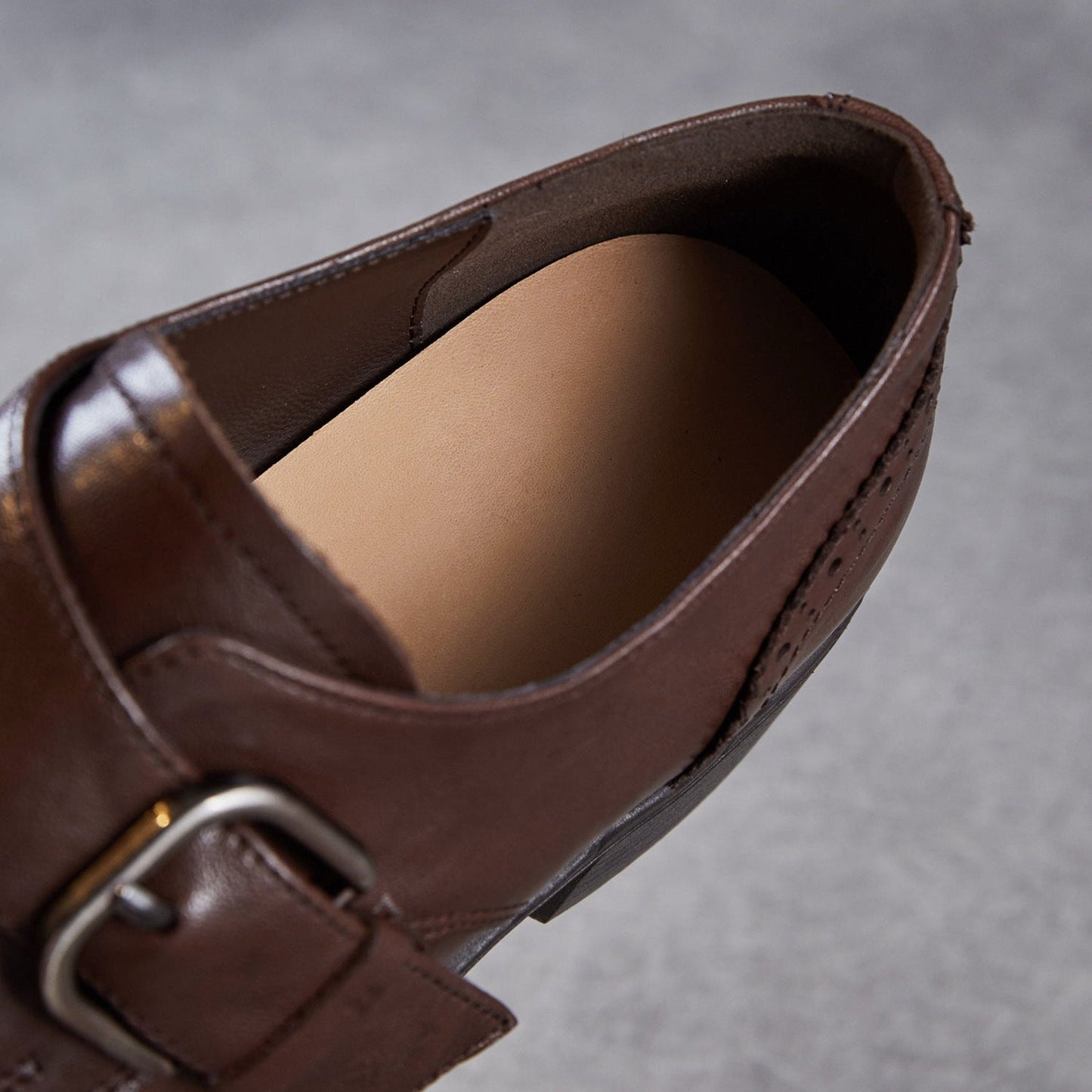 Women's Retro Leather Monk Strap Shoes Vintage Round Toe Brogue Chunky Heels