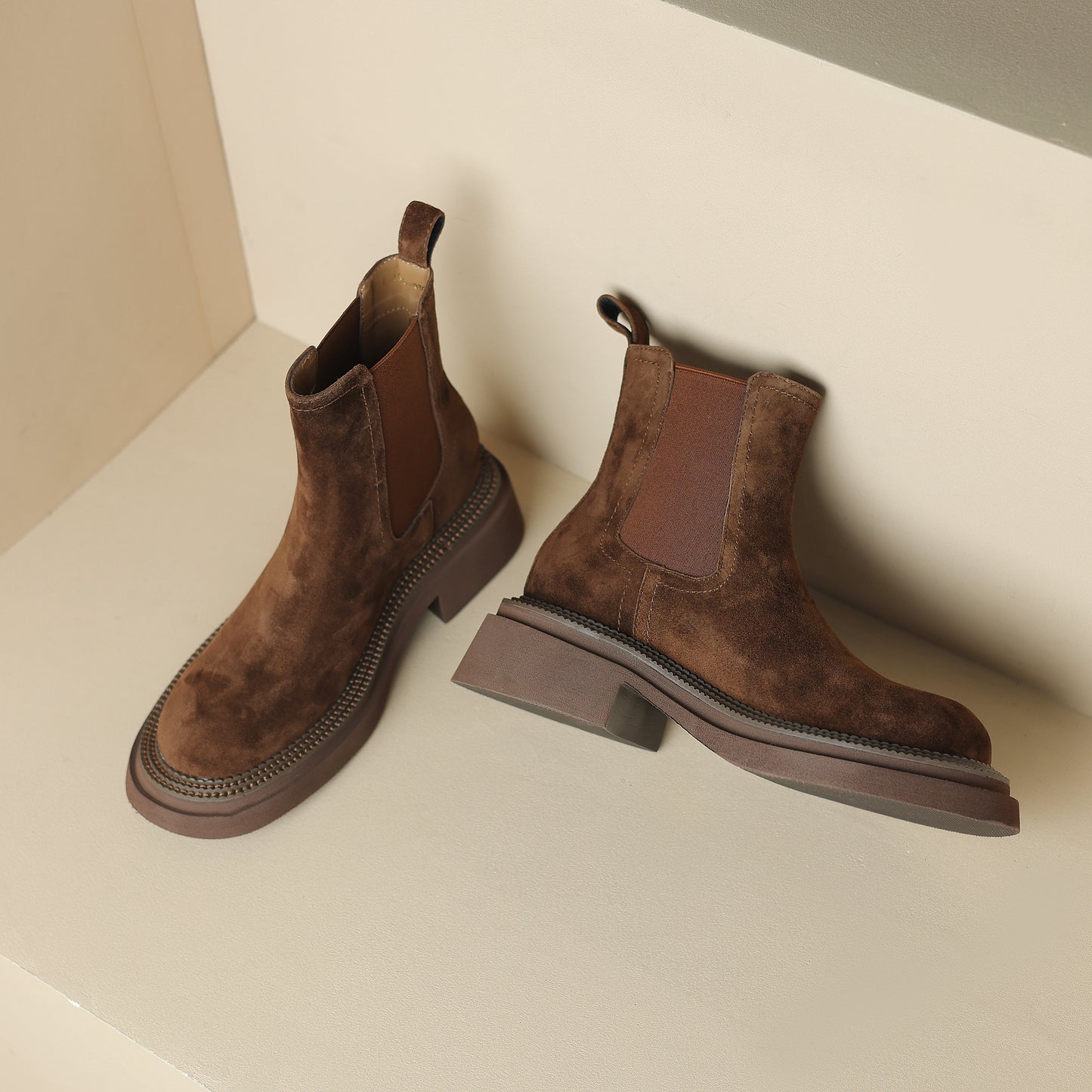 Women’s Handmade Sheepsuede Chelsea Boots – Vintage Ankle Style