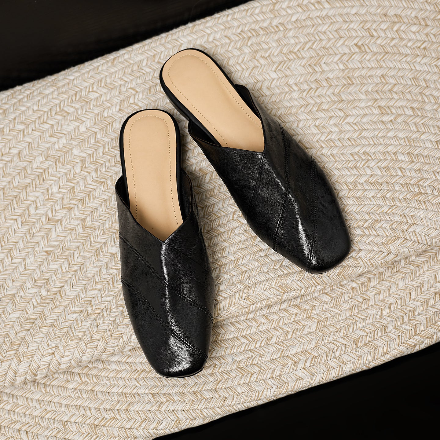 Women's Retro Lambskin Mules Vintage Square Toe Slip-on Casual Flats