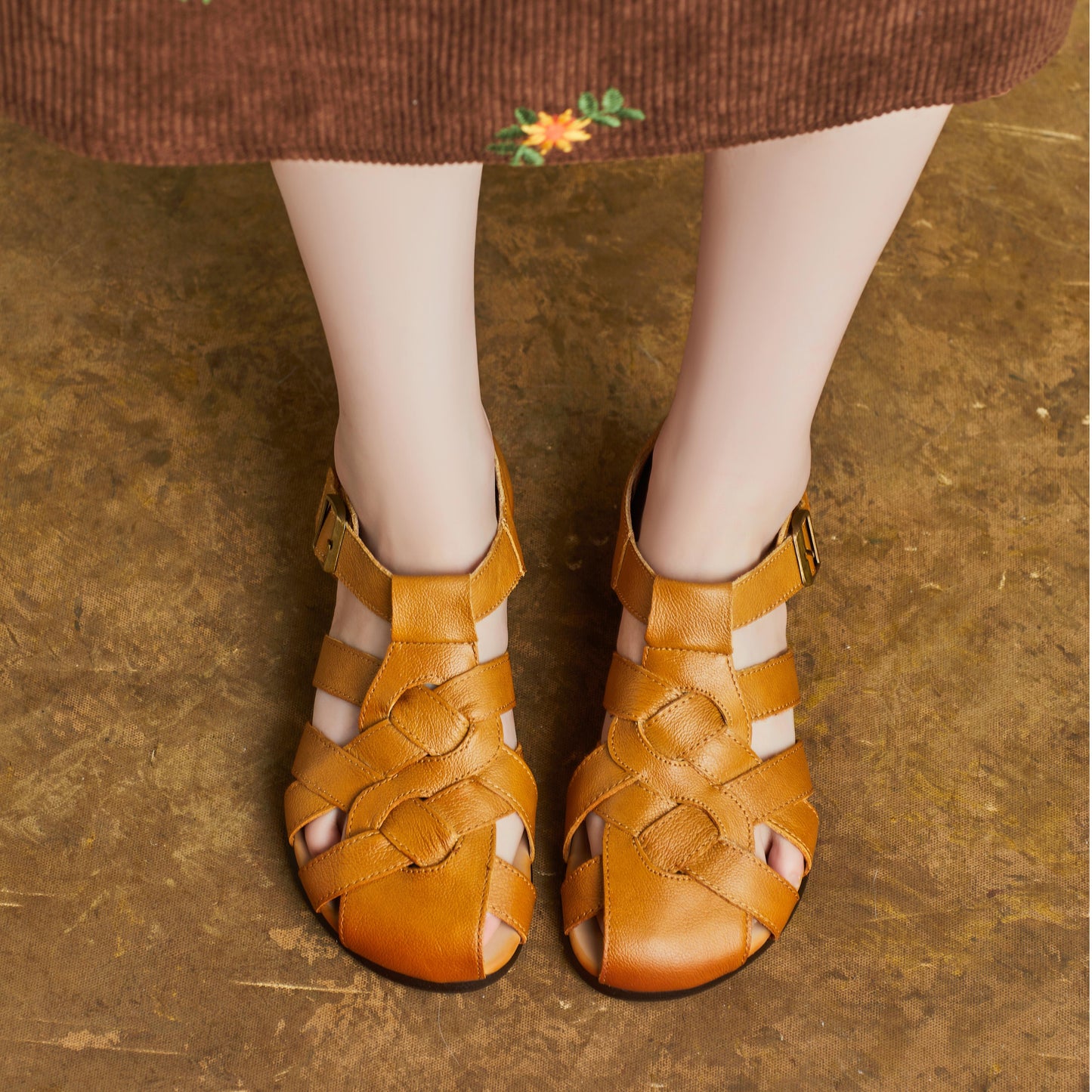Women Handmade Leather Closed Toe Flat Comfort Buckle Fisherman Shoes Sandals