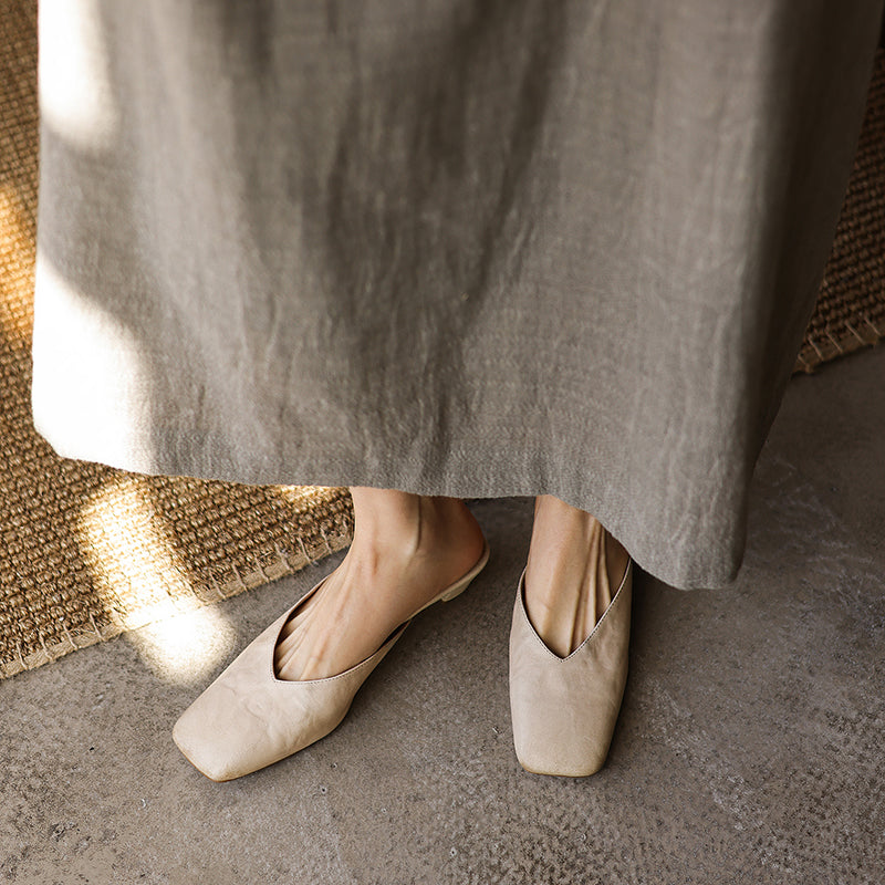 Women's Minimalist Leather V-Neck Mules Mid-Heel - Sophisticated Summer Casual Slip-ons