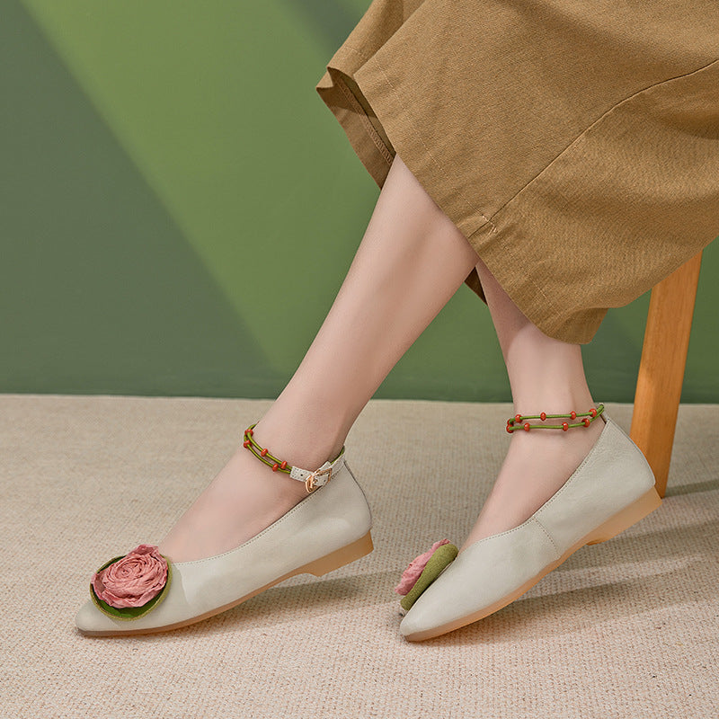 Women's Leather Handmade Literary Style Flower Pointed Toe Flat Shoes