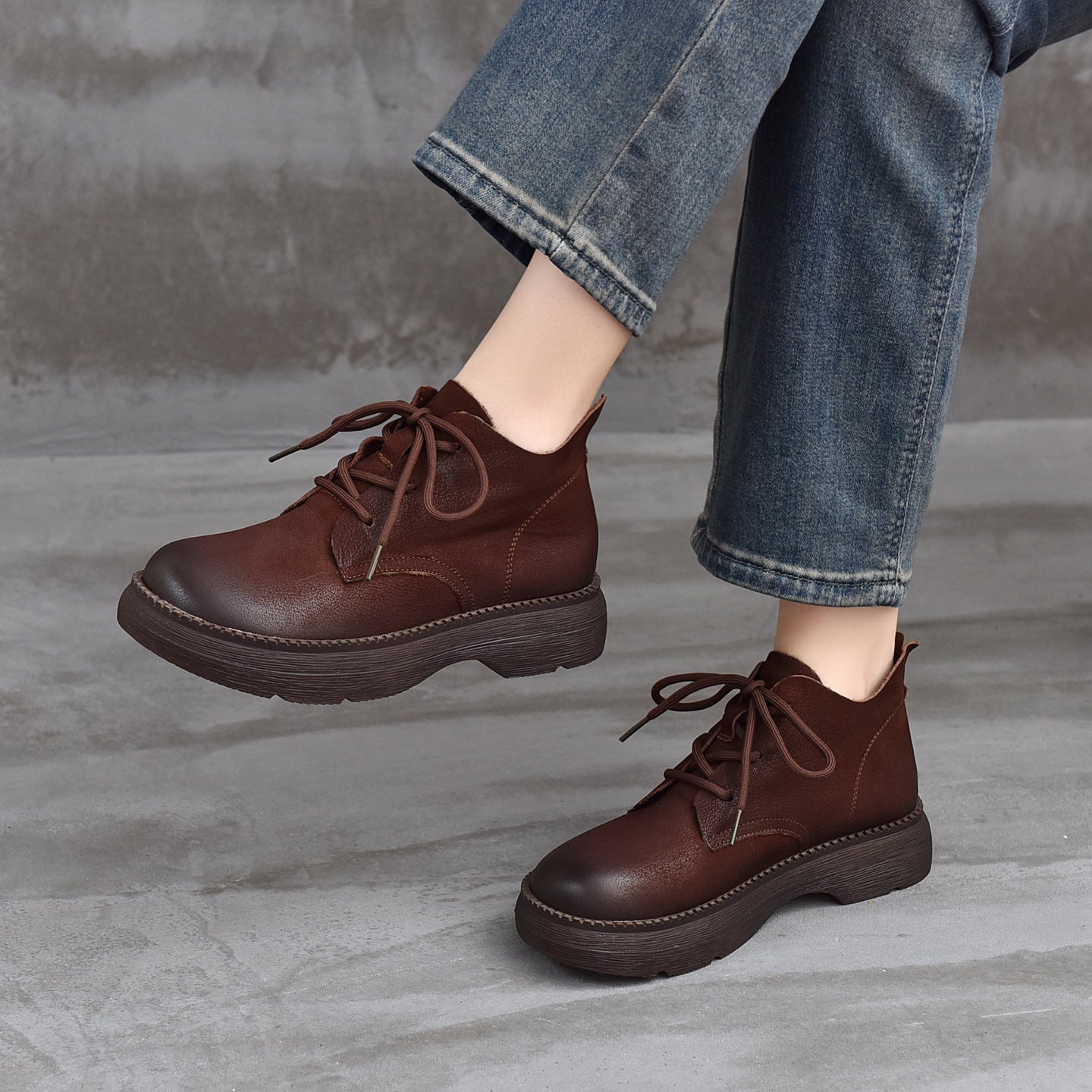 Women's Leather Platform High-Top Shoes – Round Toe Lace-Up Casual Style