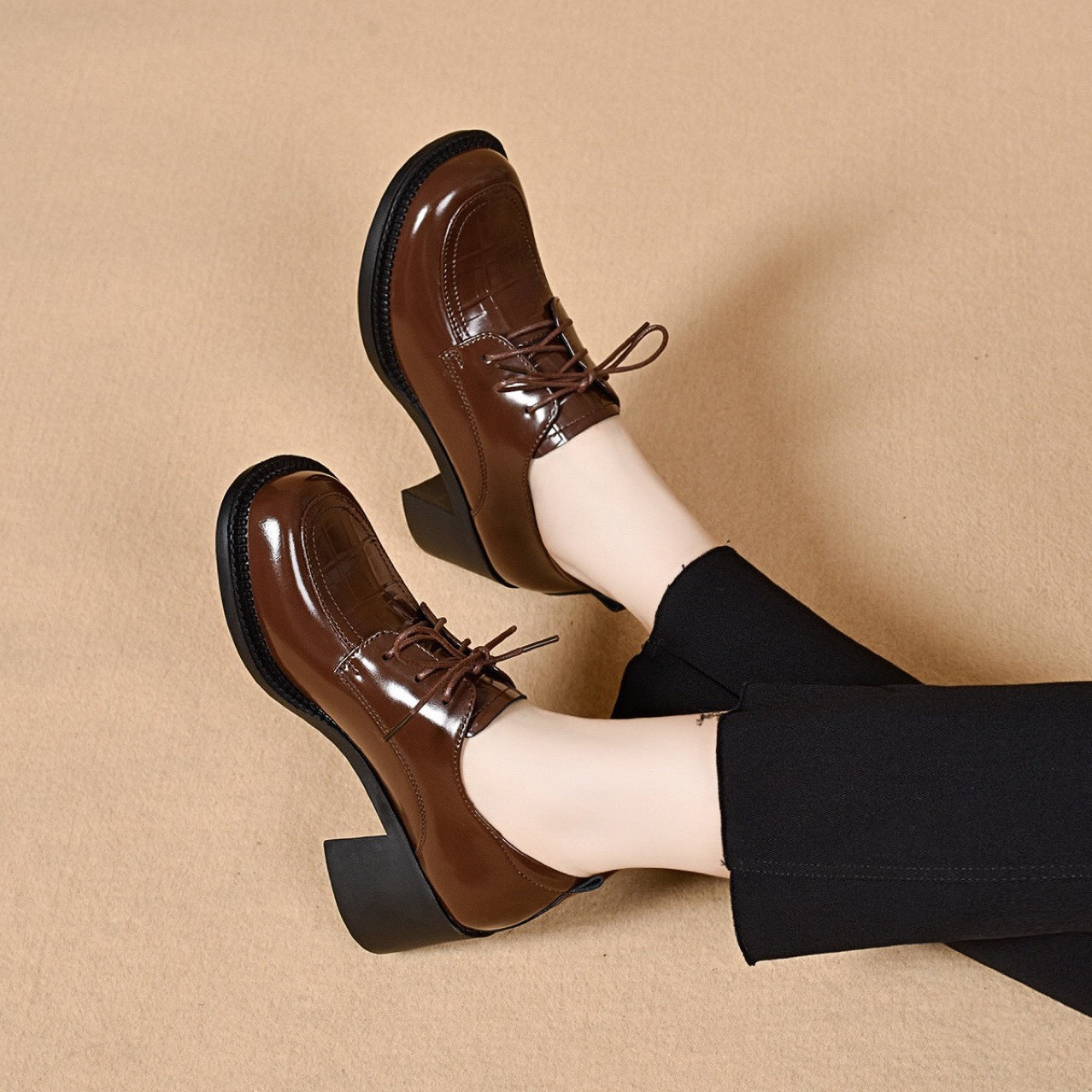 Women’s Patent Leather British Style Lace-Up Block Heel Loafers – Mid Heel Shoes