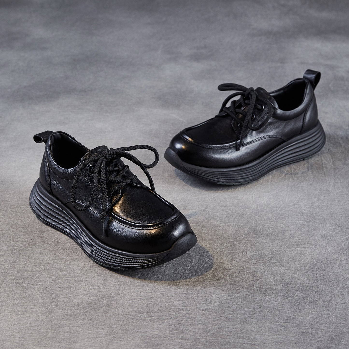 Women’s Leather Lace-Up Platform Wedge Shoes – Retro Non-Slip Casual Style