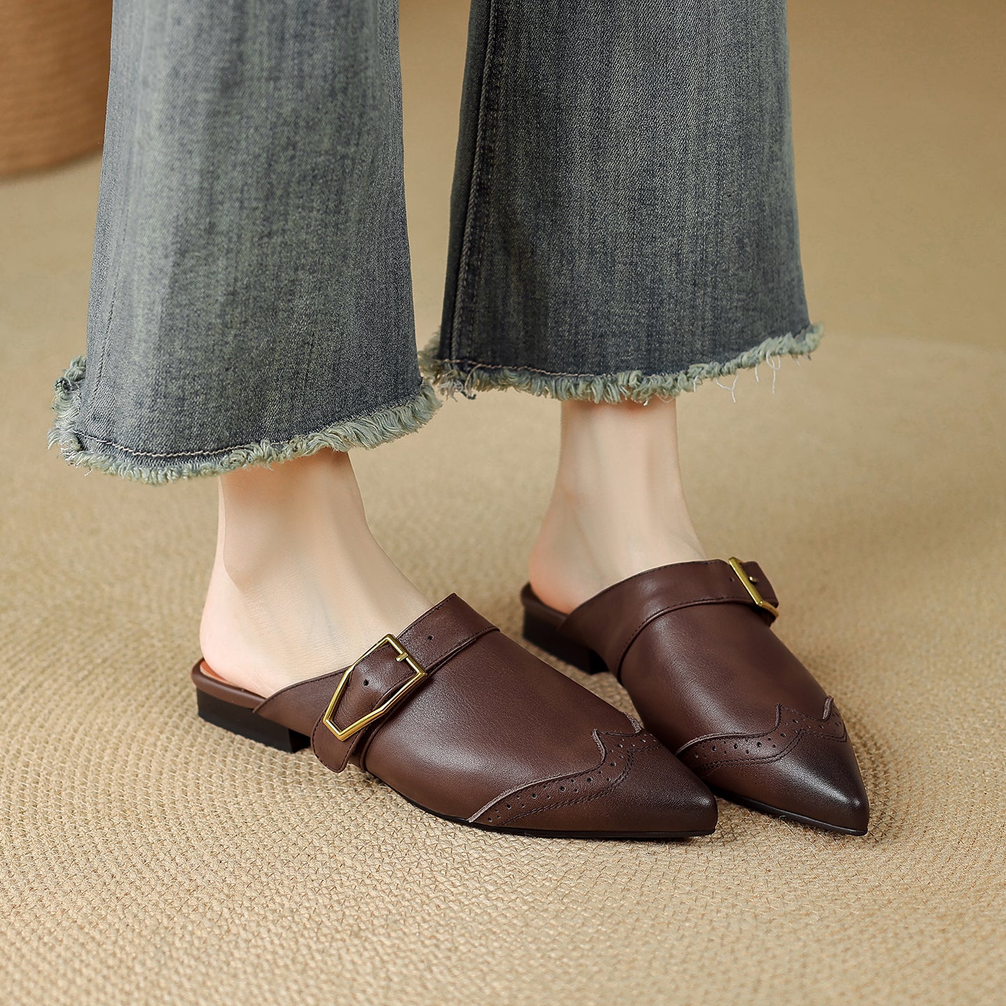Women's Brogue Vintage Wingtip Pointed Mules - Luxury Leather Slip-on Flats