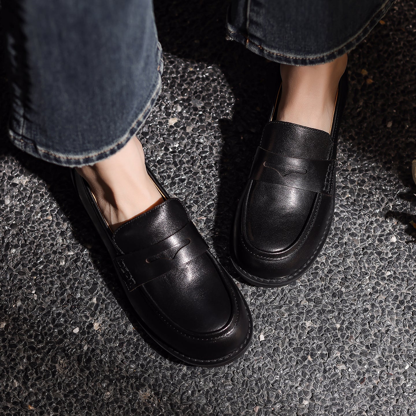 Women's Retro Leather Loafers Vintage Round Toe Slip-on Penny Flats