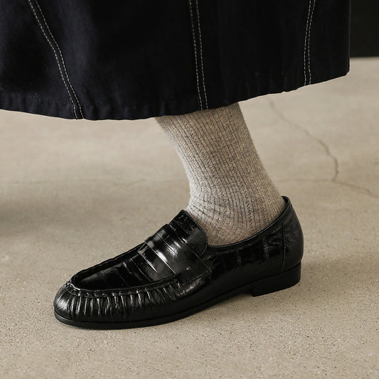 Women's Retro Cowhide Loafers Vintage Round Toe Ruched Penny Slip-on Driving Flats