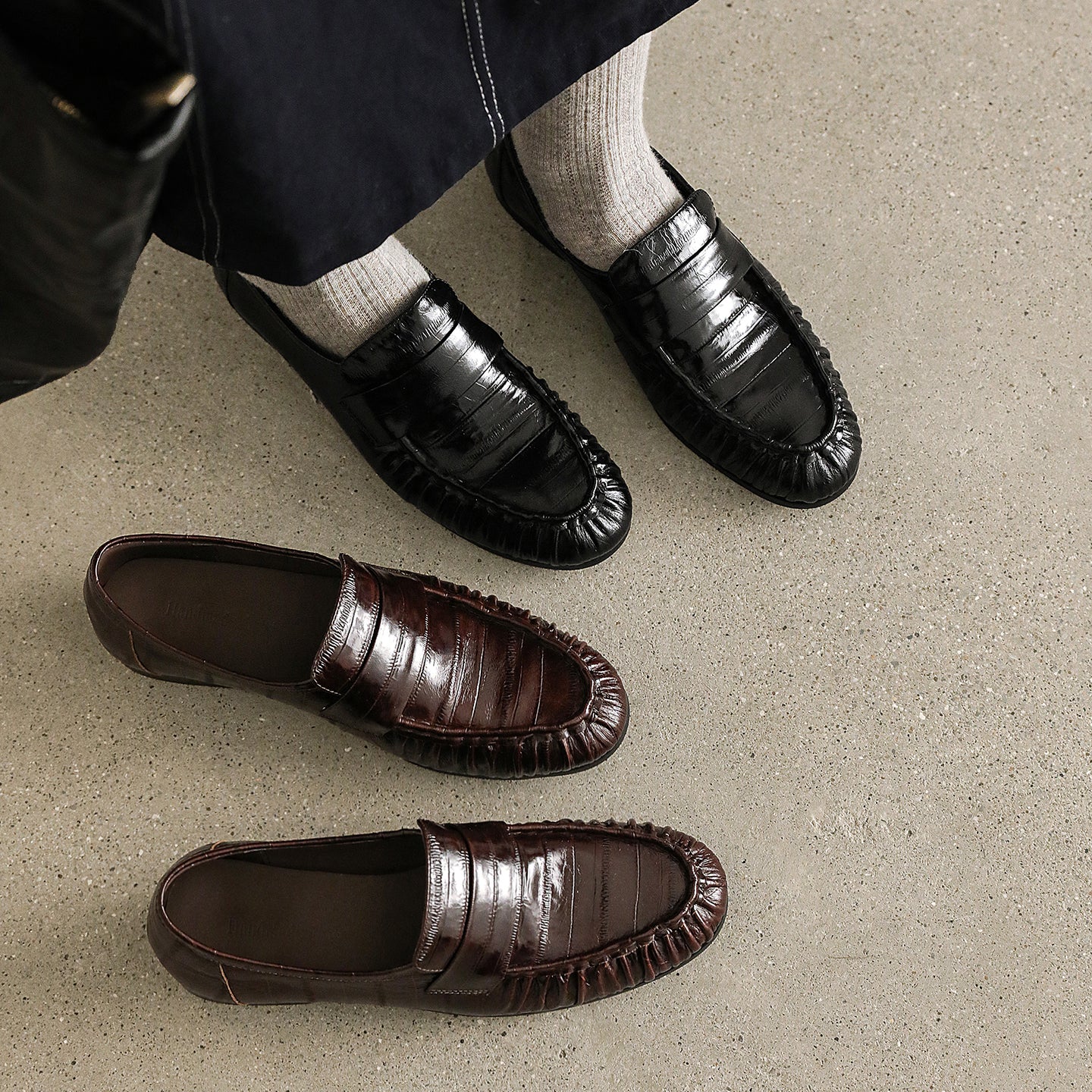 Women's Retro Cowhide Loafers Vintage Round Toe Ruched Penny Slip-on Driving Flats