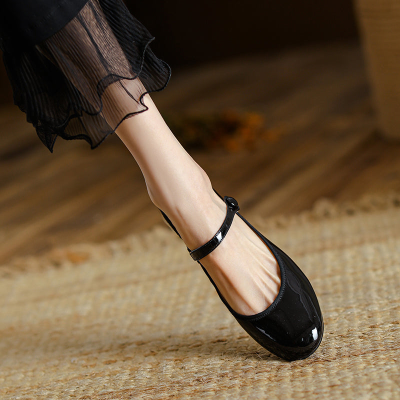 Women's Patent Mary Janes - Low Block Heel Elegant Round-Toe Summer Pumps
