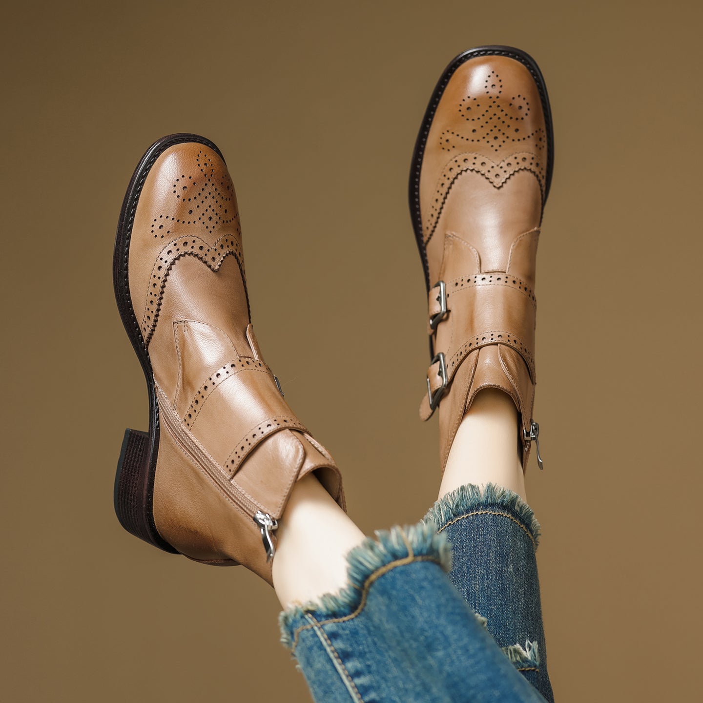 Women's Retro Cowhide Ankle Boots Vintage Brogue Round Toe Double Buckle Zipper Booties