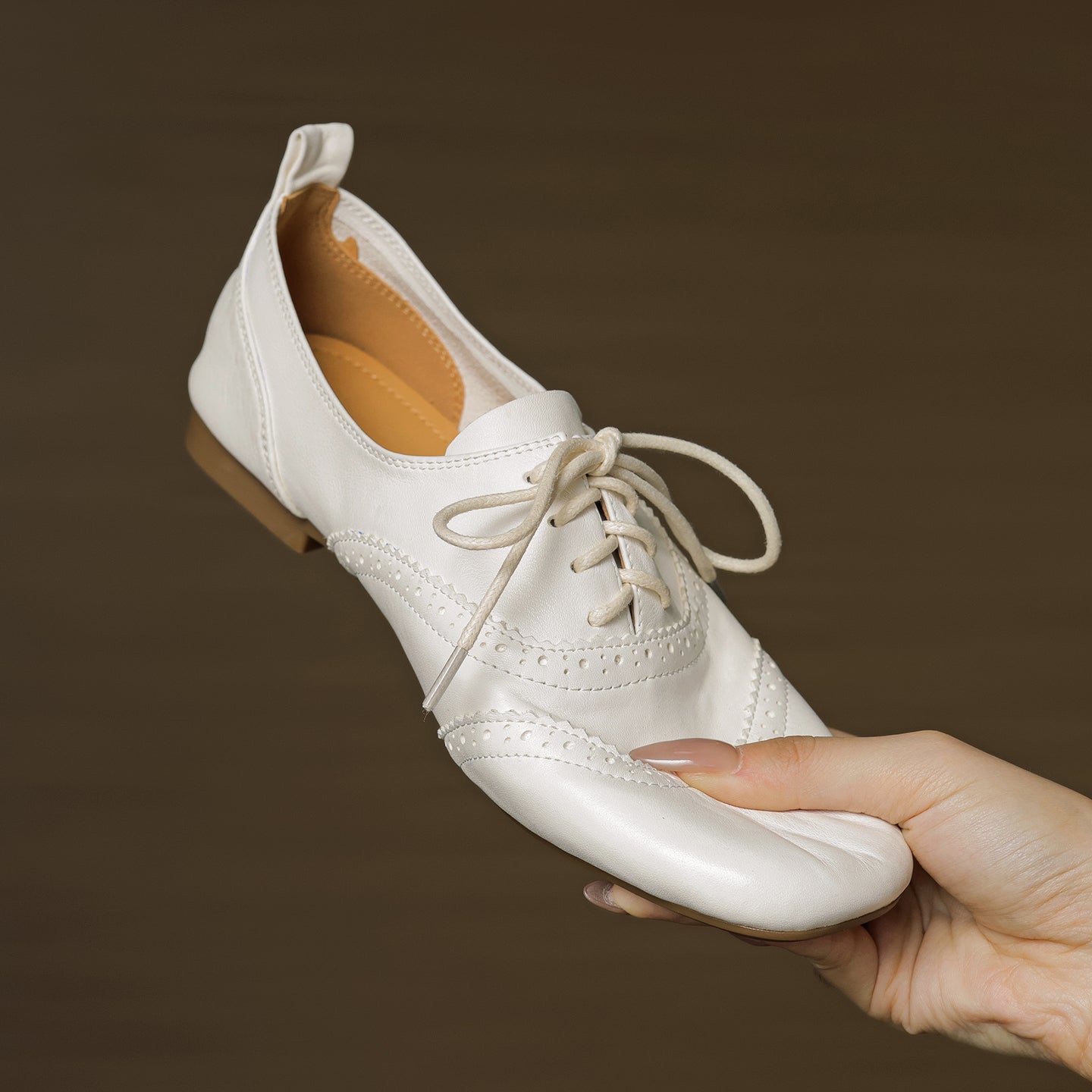 Women's Retro Leather Brogue Shoes Vintage Square Toe Lace-up Oxford Flats