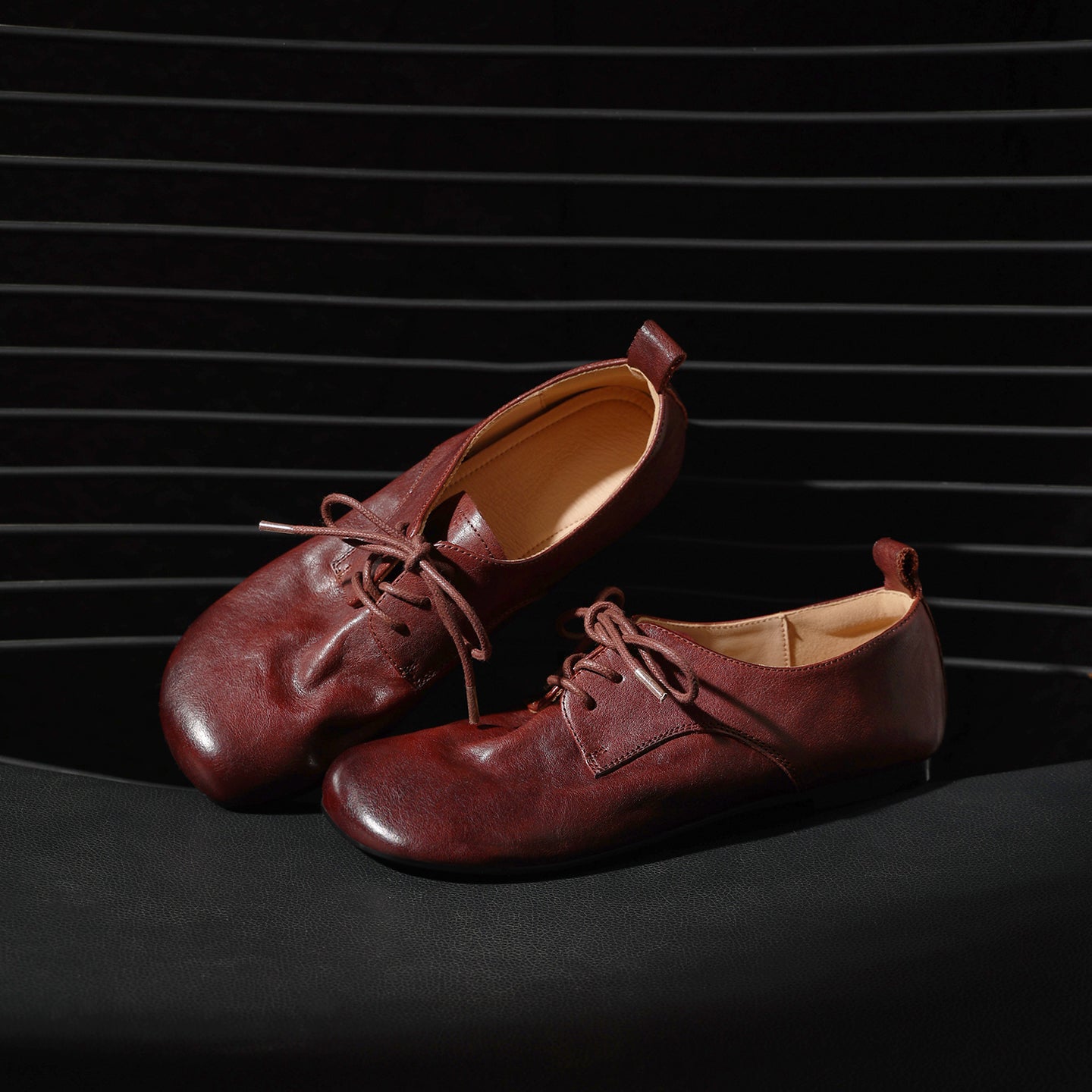 Women's Handmade Retro Cowhide Oxfords Vintage Square Toe Lace-up Soft Flat Shoes