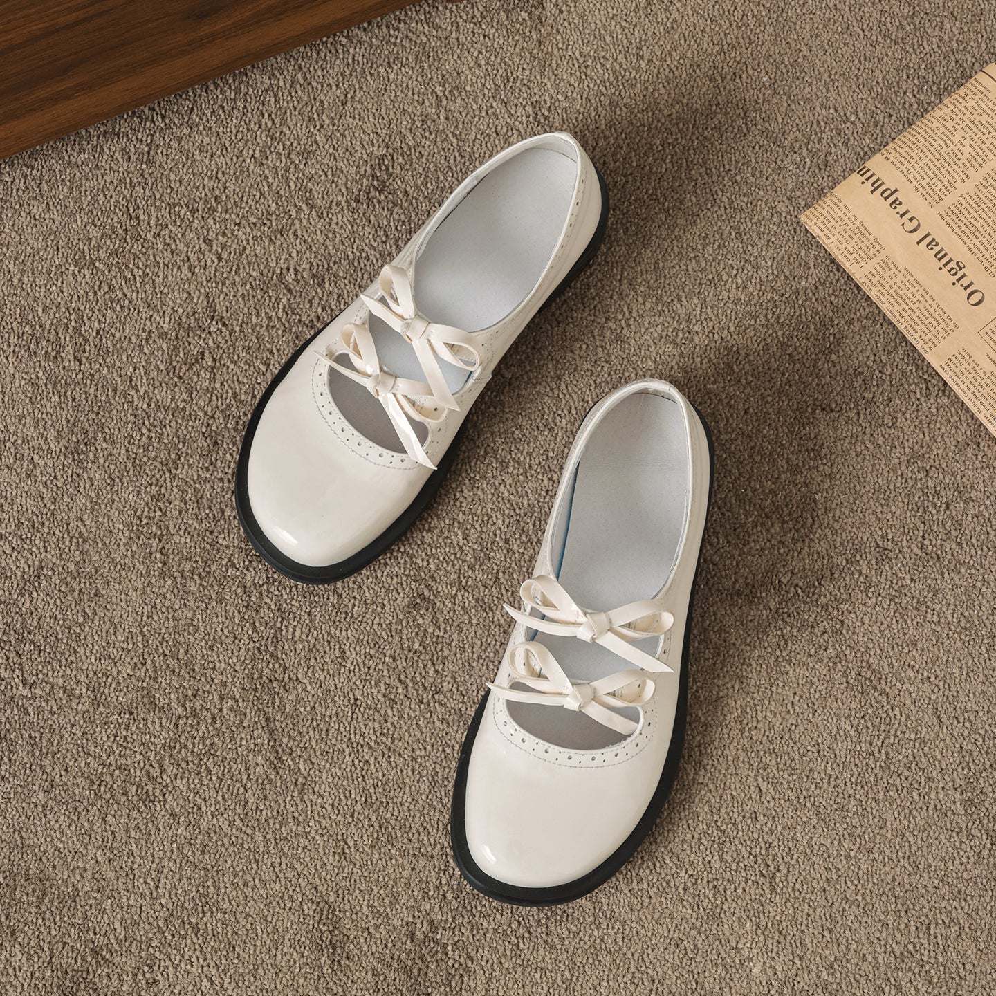 Women's French Style Sweet Bow Leather Shoes - Vintage Scalloped Mary Janes