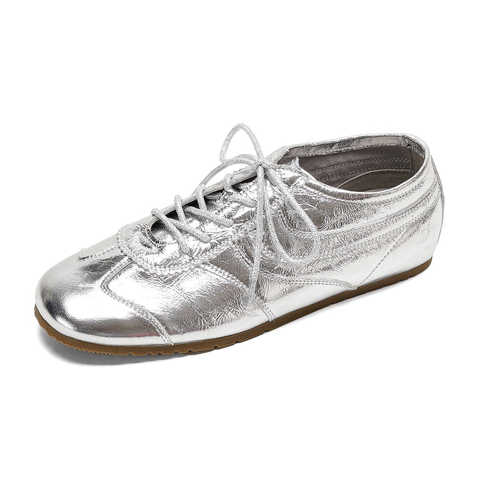 Women’s Soft Leather Flat Sneakers – Stylish Comfortable Casual Shoes