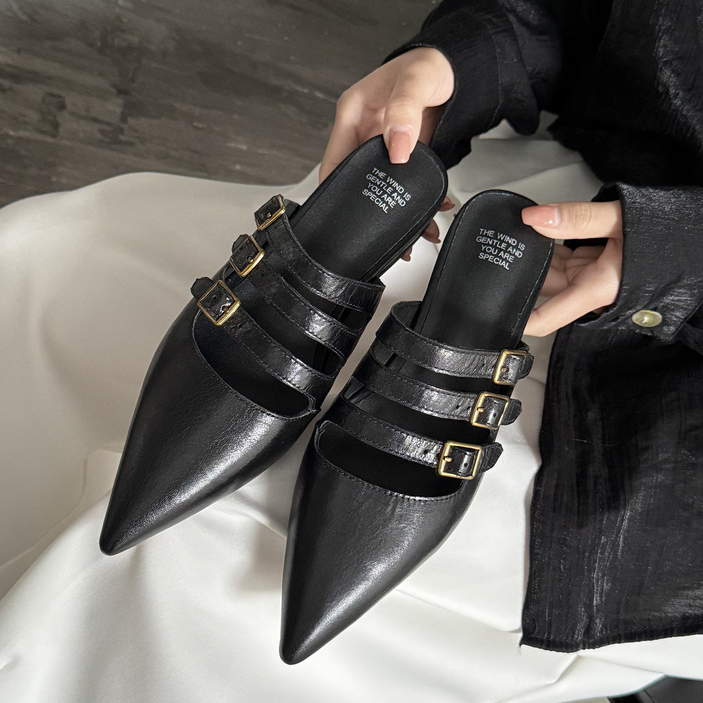 Women's Modern Leather Pointed-Toe Mules - Triple Buckle Straps - 2.5cm Low Heel