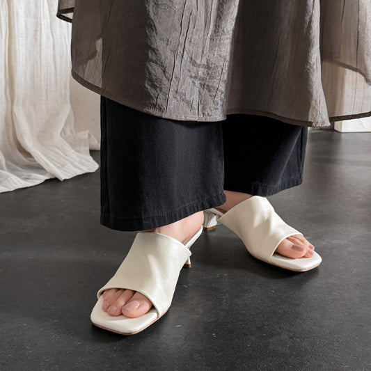 Women's Sheepskin Mules Luxury Ultra-Soft Sheepskin Slides Premium Summer Professional Footwear