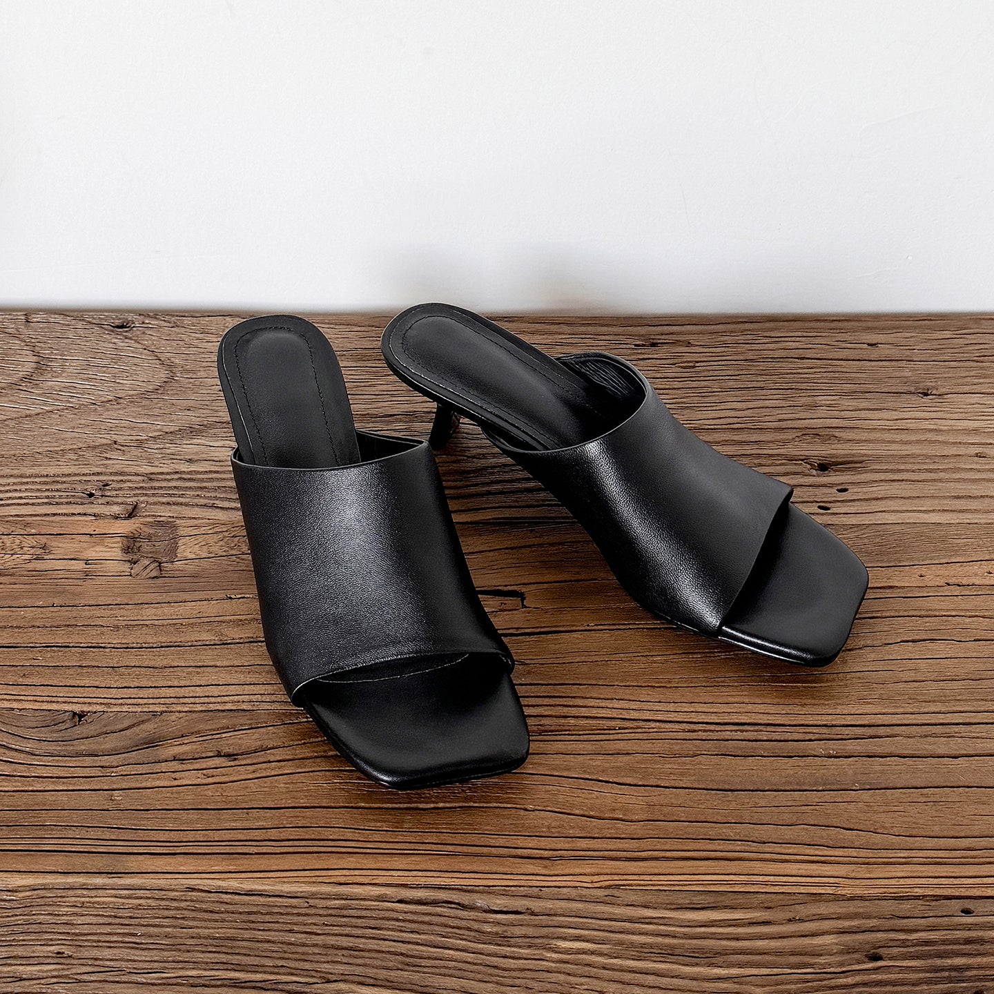 Women's Sheepskin Mules Luxury Ultra-Soft Sheepskin Slides Premium Summer Professional Footwear