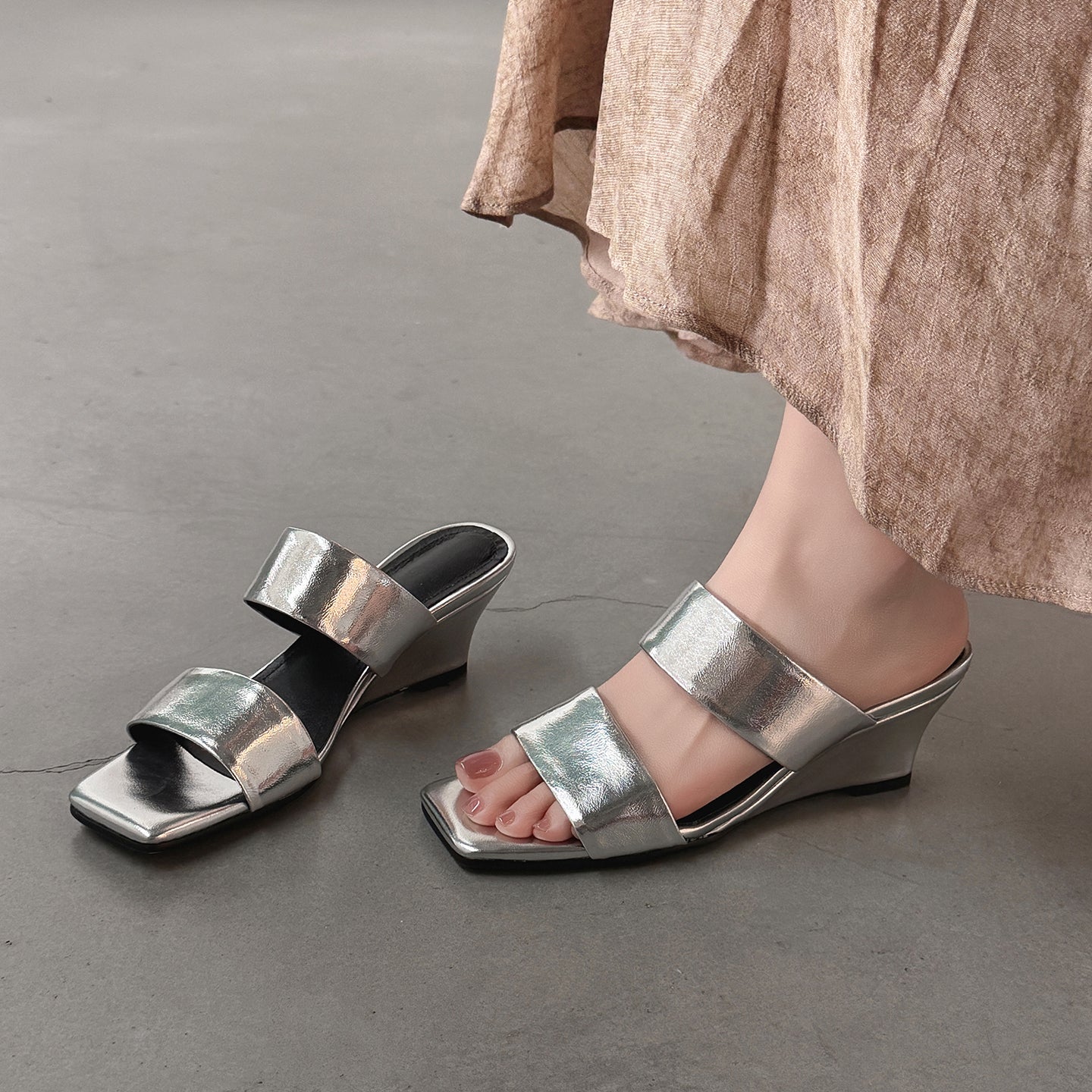 Women's Handcrafted Leather Premium Square Toe Wedge Heel Mules