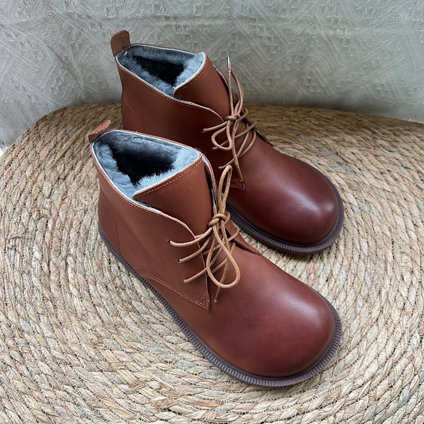 Women's Vintage Wide Toe Leather Boots – Handmade Wool Lined Short Boots