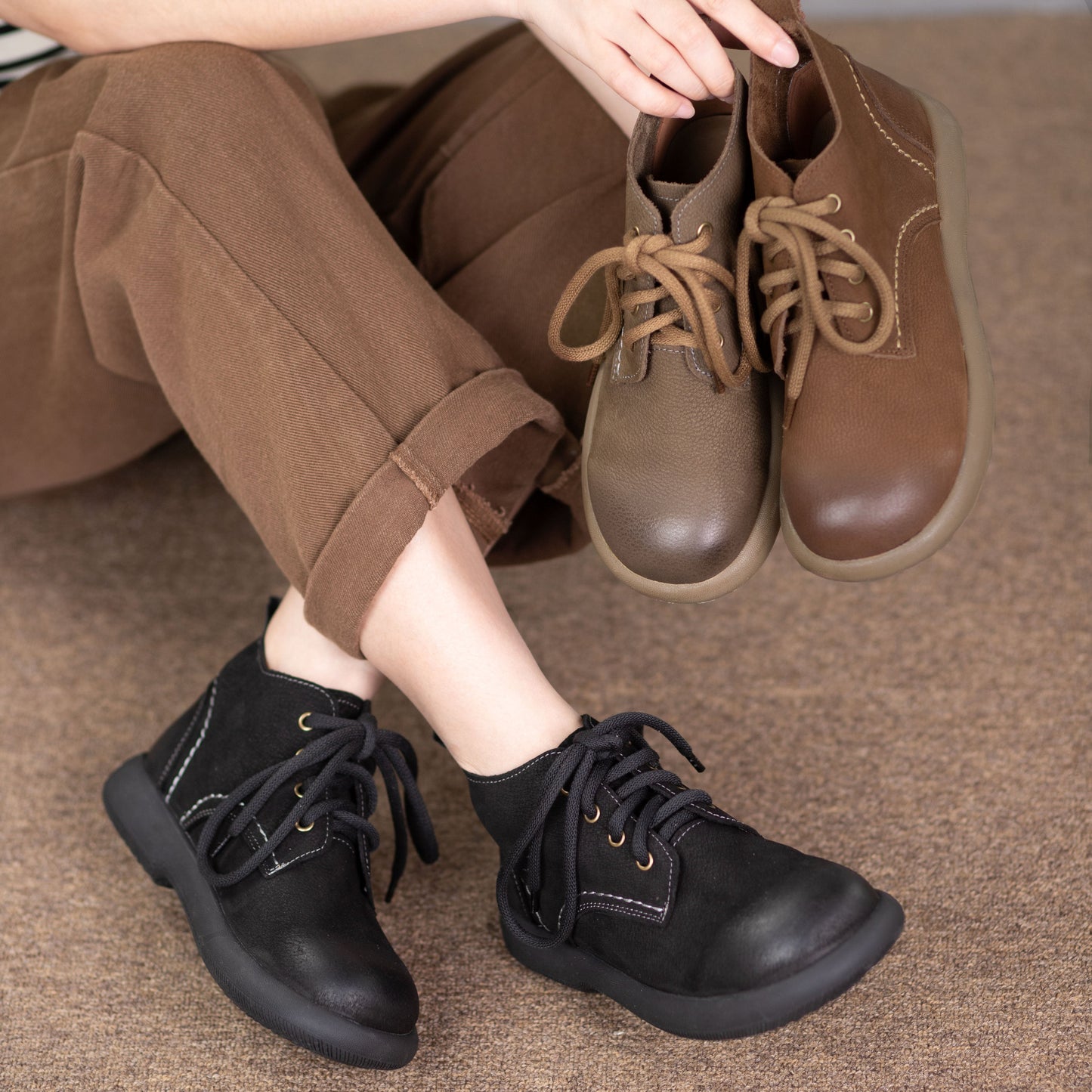 Women's Literary Leather Vintage Casual Lace-up Ankle Boots