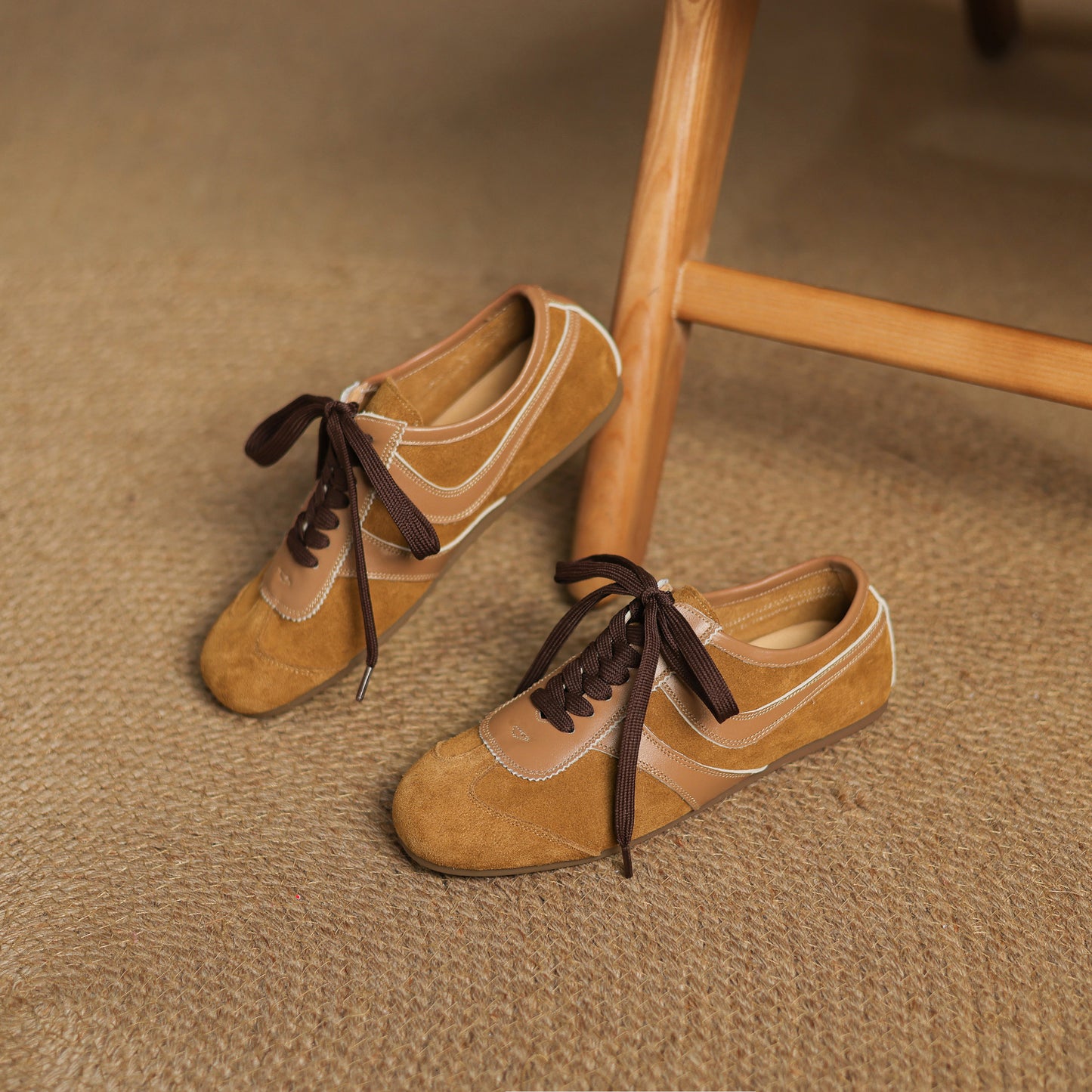 Women's Flat Cow Suede Lace-Up Soft Comfortable German Army Trainers